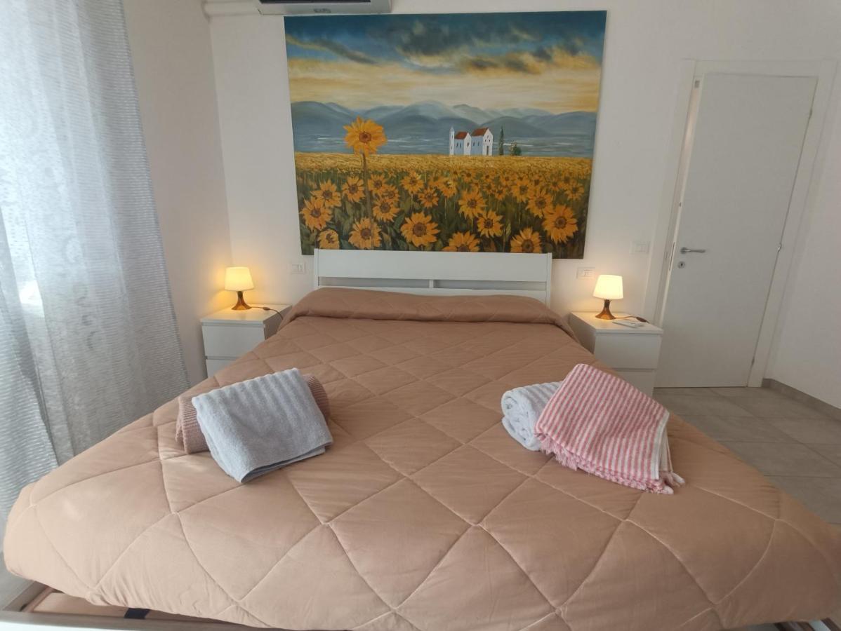 Il Don Minzoni 98 "Casa Vacanze" Lido di Camaiore Exterior photo